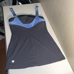 Lululemon top
